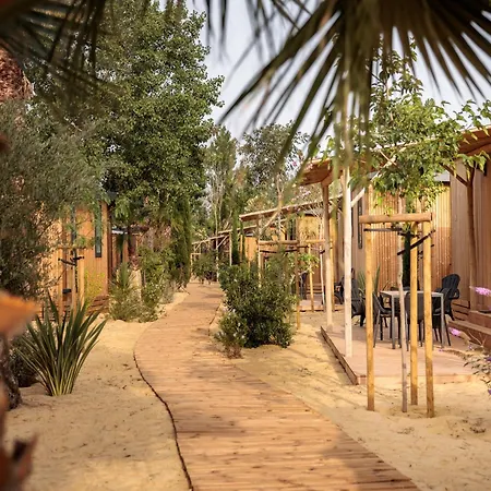 Beautiful With Three Bathrooms, In A Park, 1 5 Km From The Le Grau-d'Agde